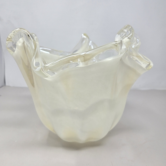 Italian Hand Blown Murano Cream & Clear 11x8 Vintage Beautiful Glass Vase Bowl - Picture 3 of 8